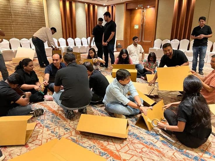 Have a Strong Team - Image 1