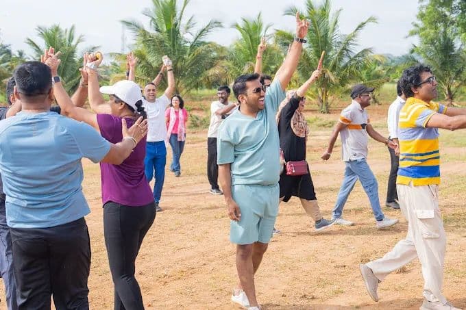 Have a Strong Team - Image 3